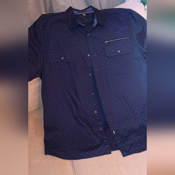 Rock & Republic Men's XXL short sleeve button down - Picture 2 of 6